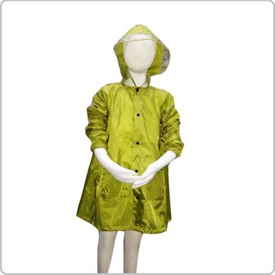 Υλικό αδιάβροχο αδιάβροχο παιδιών PE με φιλικός Windproof Eco κουκουλών πράσινος